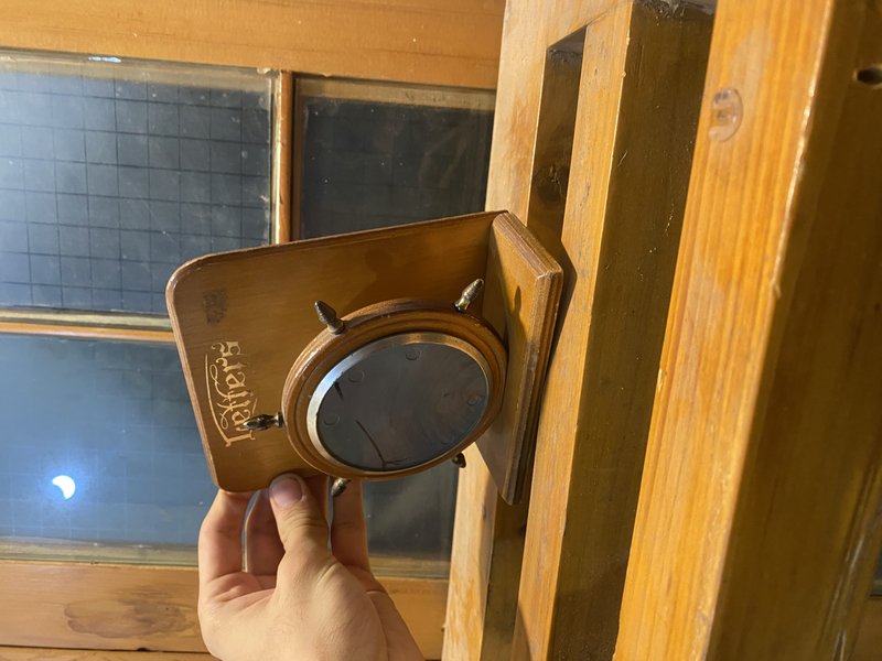 Nautical wooden table decor